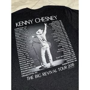 Kenny Chesney Concert Tour T-Shirt 2015 The Big Revival Tour Music Size Medium
